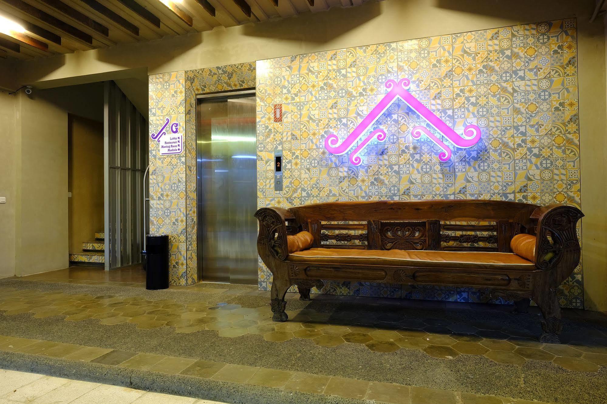 Tibera Hotel Ciumbuleuit باندونج المظهر الخارجي الصورة